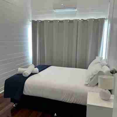 Townsville Suites Rooms