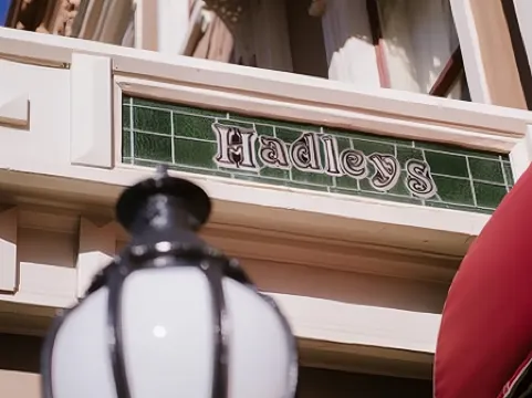 Hadley's Orient Hotel Отели рядом с достопримечательностью «Hobart Convict Penitentiary»