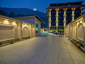 Hotel Snowland Srinagar