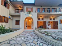 Long Summer Hotel di Perdika