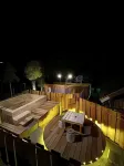 Forest Resort & Onsen فنادق في Pacet