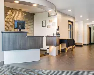 Quality Inn & Suites North-Polaris Hotels in Sharon Township