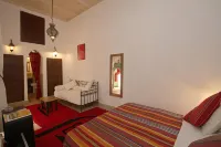 Riad Dar Bounouar Hôtels à : 