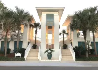 Sea la VIE 1 Bedroom Condo by RedAwning فنادق في روزماري بيتش