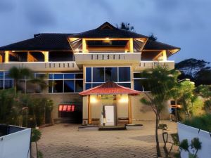 Cherai Beach Palace