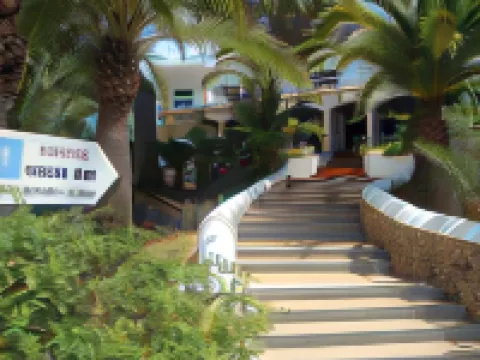 綠洲多爾青年旅舍 卡拉達沃酒店