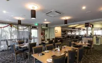 Cattlemans Country Motor Inn & Serviced Apartments - breakfast