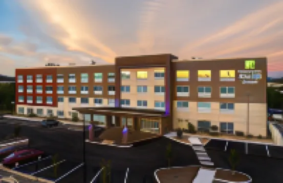 Holiday Inn Express & Suites ROANOKE – CIVIC CENTER by IHG Hotels in 
