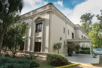 Howard Johnson by Wyndham Escobar Hotel Hôtels à : Villa Rosa