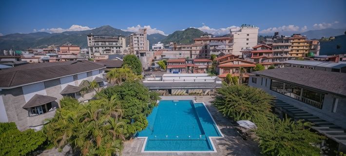Hotel Barahi Pokhara Hotele w: Kaski