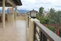 Neakru Guesthouse and Restaurant
