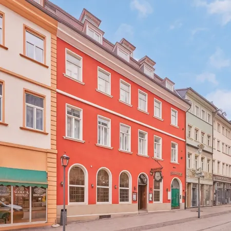 Hip Hotel