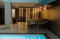 Siab Hotel - Pools
