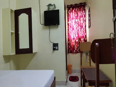 Decent Residency Hotel dekat Apk