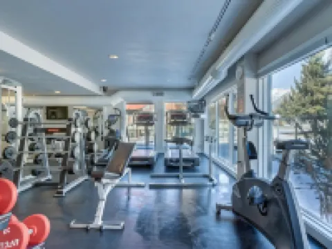 Chateau Canmore Hotels in Canmore
