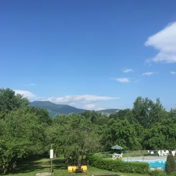 Briarcliff Motel