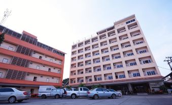 P.A. Place Hotel