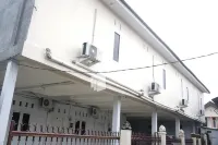 Tassa Homestay Syariah Mitra RedDoorz Hotel dekat Indomaret Pal 10 Kota Jambi