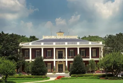 The Inn at Stone Mountain Park