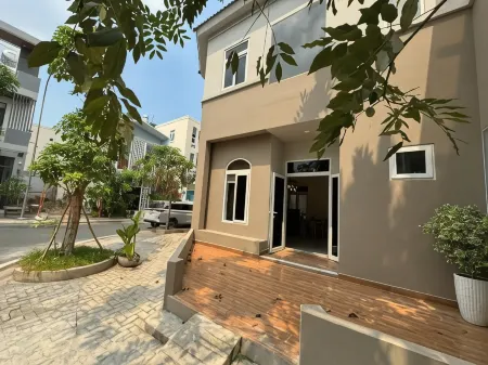 La Homestay - Warm As Your Home Отели в г. Лонгсюен