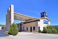 Executive Plus Inn and Suites Hotels in Elk City