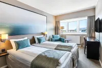 Quality Hotel Grand Kristiansund Hotels near Atlantic Road