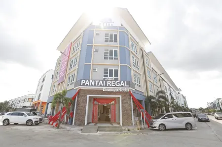 Pantai Regal Hotel