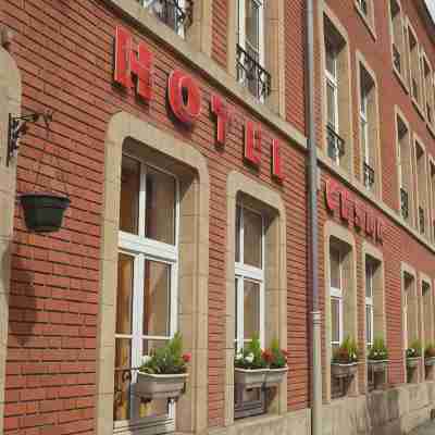 Le César Hotel Exterior