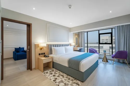 Ambassador Hotel - Dağ Manzaralı