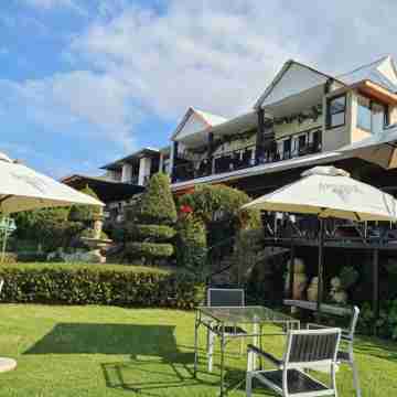 Villa Paradiso Hotel Exterior