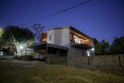 Oudtshoorn Homestay Accommodation Hotels near Cango Wildlife Ranch