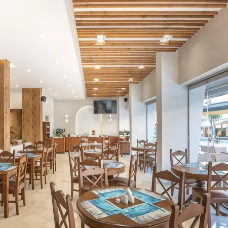 Paralia Beach Boutique Hotel