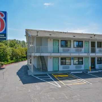 Motel 6 Bellingham, WA