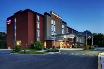 SpringHill Suites Harrisburg Hershey Отели рядом с достопримечательностью «Widener University Commonwealth Law School»