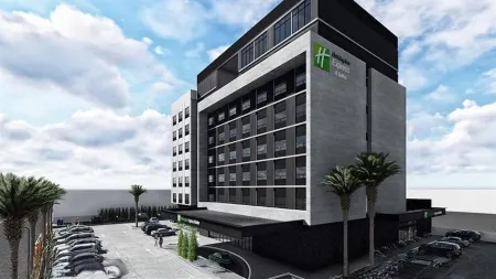 Holiday Inn Express & Suites Ensenada Centro