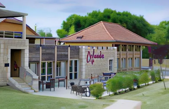 貝朗布拉俱樂部羅卡馬多爾住宅 - 多爾多涅之門