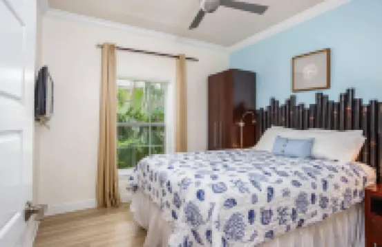 บีชคลับที่สิเอสตาคีย์ ริมสระ D