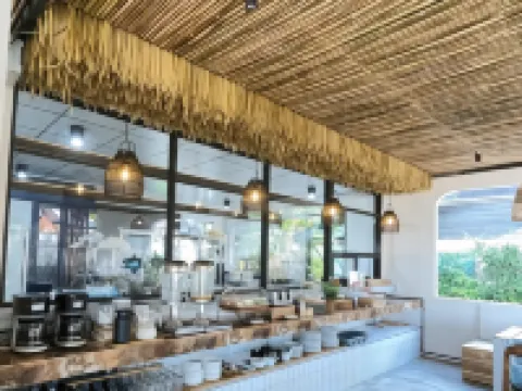 นิธิพร รีสอร์ท โรงแรมในเกาะพยาม