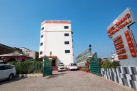 Hotel Anand International - parking
