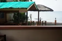Marianita's Cottages