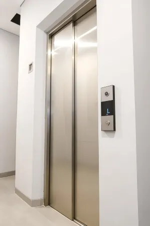 M Cabin Karawaci Отели в г. Curug