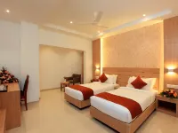 Raas Residency Hotels near Metro Aluva Railway Station