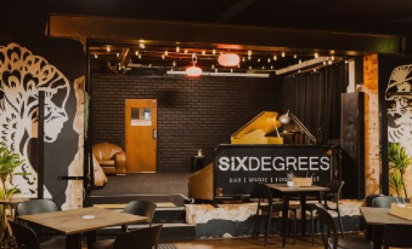Six Degrees Boutique Hotel