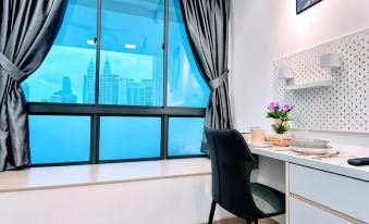The Colony/Luxe by Infinitum