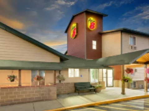 Super 8 by Wyndham Belgrade/Bozeman Airport Hotels in Belgrade