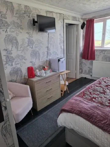 Sportsmans Lodge Bed and Breakfast Hotels in 