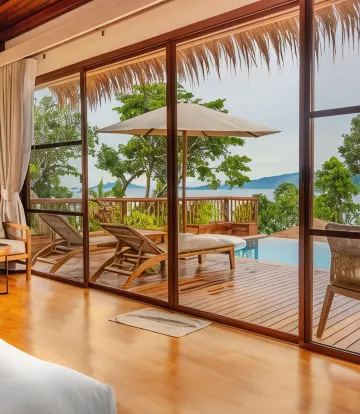 วิลล่า (สระว่ายน้ำส่วนตัว)