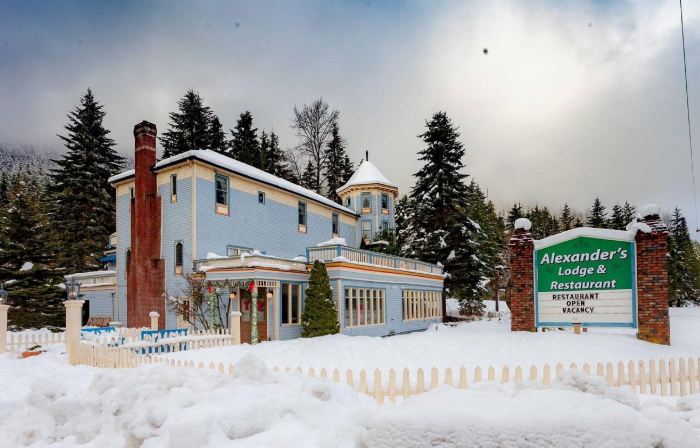 Alexander's Lodge