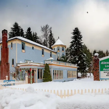 Alexander's Lodge