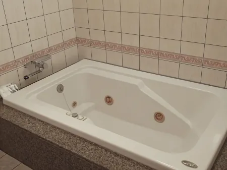 Hotel Shuyukan (Adult Only) Отели рядом со станцией JR Izumi-Hashimoto station